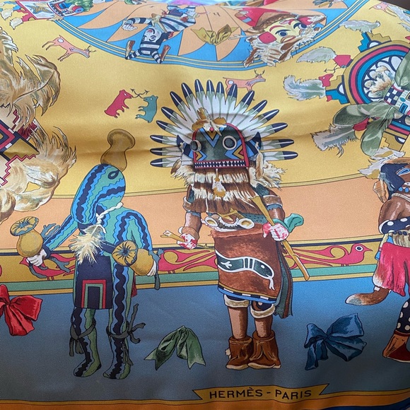 RARE COLLECTOR'S Hermes Kermit Oliver Kachinas Silk Scarf - Picture 9 of 11